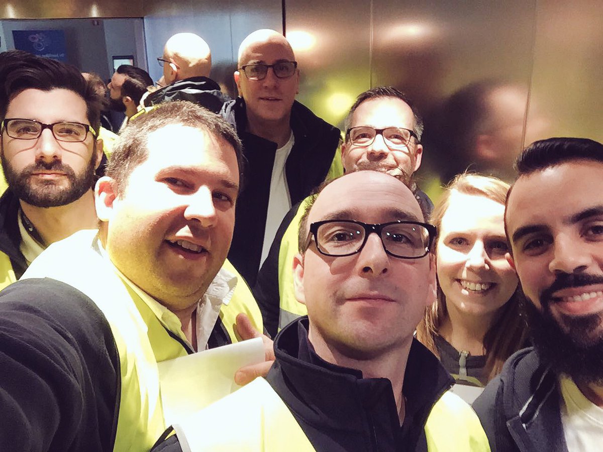 EA_BEL's tweet photo. Team airborne on the way to Brussels airport #snowplane https://t.co/9FIorlqG9V