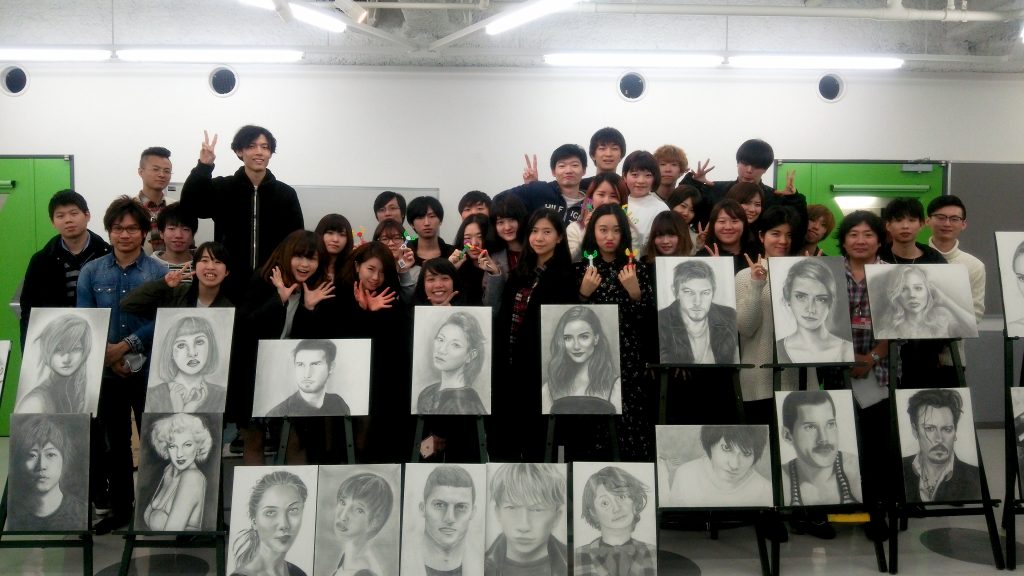 東京モード学園 En Twitter Tokyo Mode Blog 東京モード学園キャンパスライフブログ 更新 グラフィック学科 デザイン授業 をウォッチング 東京モード学園 ブログ T Co Aeco77oxea