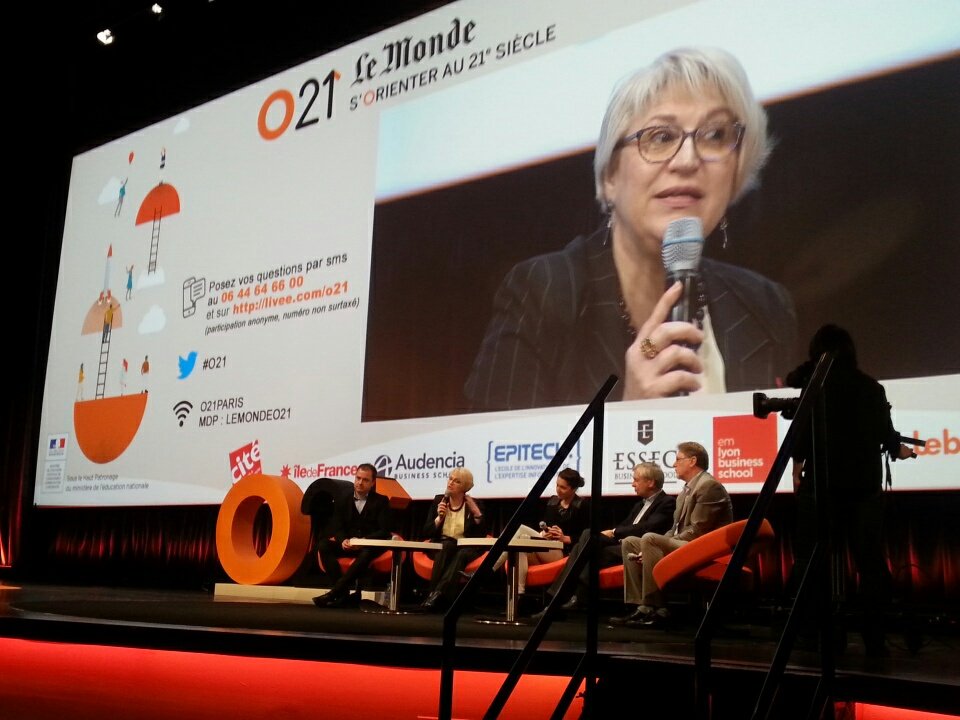 ImpalaEdu's tweet photo. "Je suis une passionnée sans passion" Clara de #switchcollective @essec @lemonde_campus @generalelectric https://t.co/zA8Bmdtr6T