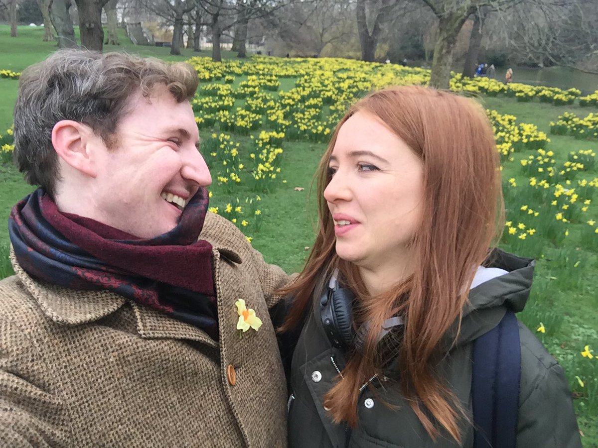 Everyone wants to be surrounded by daffodowndillys and gingers ☀️🌼