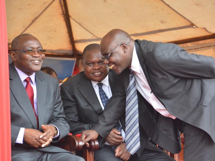 SimbaJoseph's tweet image. @KenyaGovernors   Kisii MCAs passed a bill that gives retired governor Sh10m, car, health insurance #DevolutionInCounties