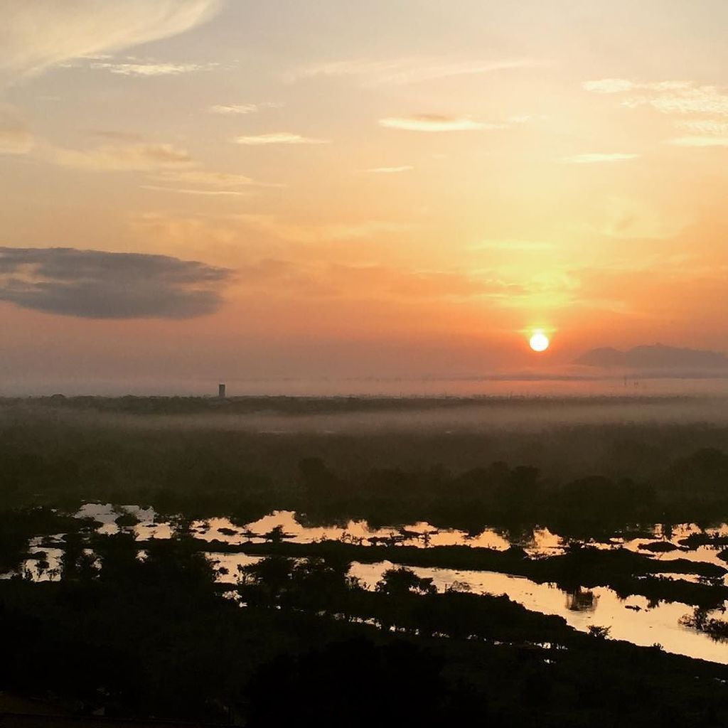 jonasaraujo's tweet image. #sobralcity #rioacarau #sunrise #brazil #ceara ift.tt/2lH4ri9