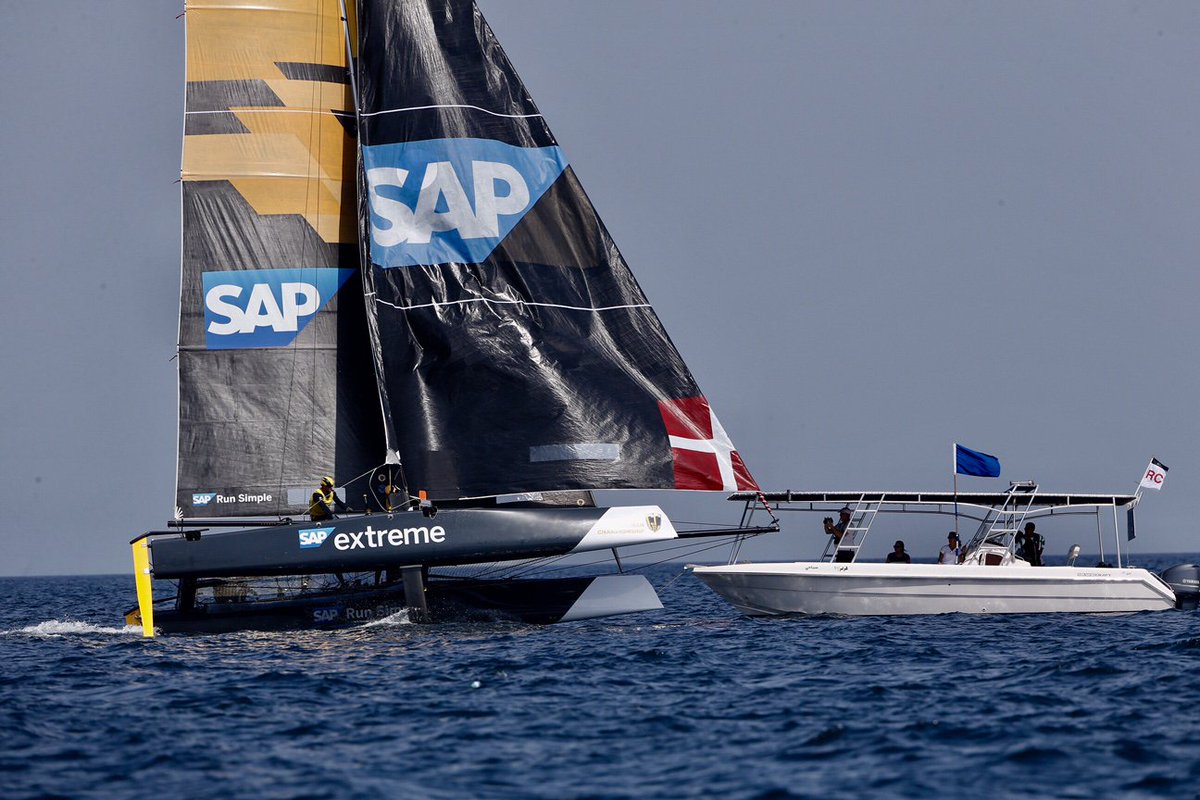 .@SAPExtremeSail took overall lead after winning the last race #gc32championship #Muscat
📷credit Jesus Renedo/GC32 Championship Oman 2017
