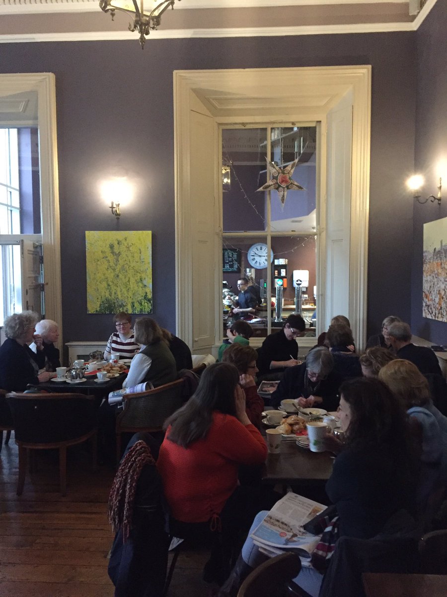 RowantreeEnnis's tweet photo. Another sold out event at @ebcf #rowan3 #ebcf2017 #ebcf #booksandbuns #visitennis #livehappilly #loveilly #illycoffee https://t.co/DZrXla6gc7