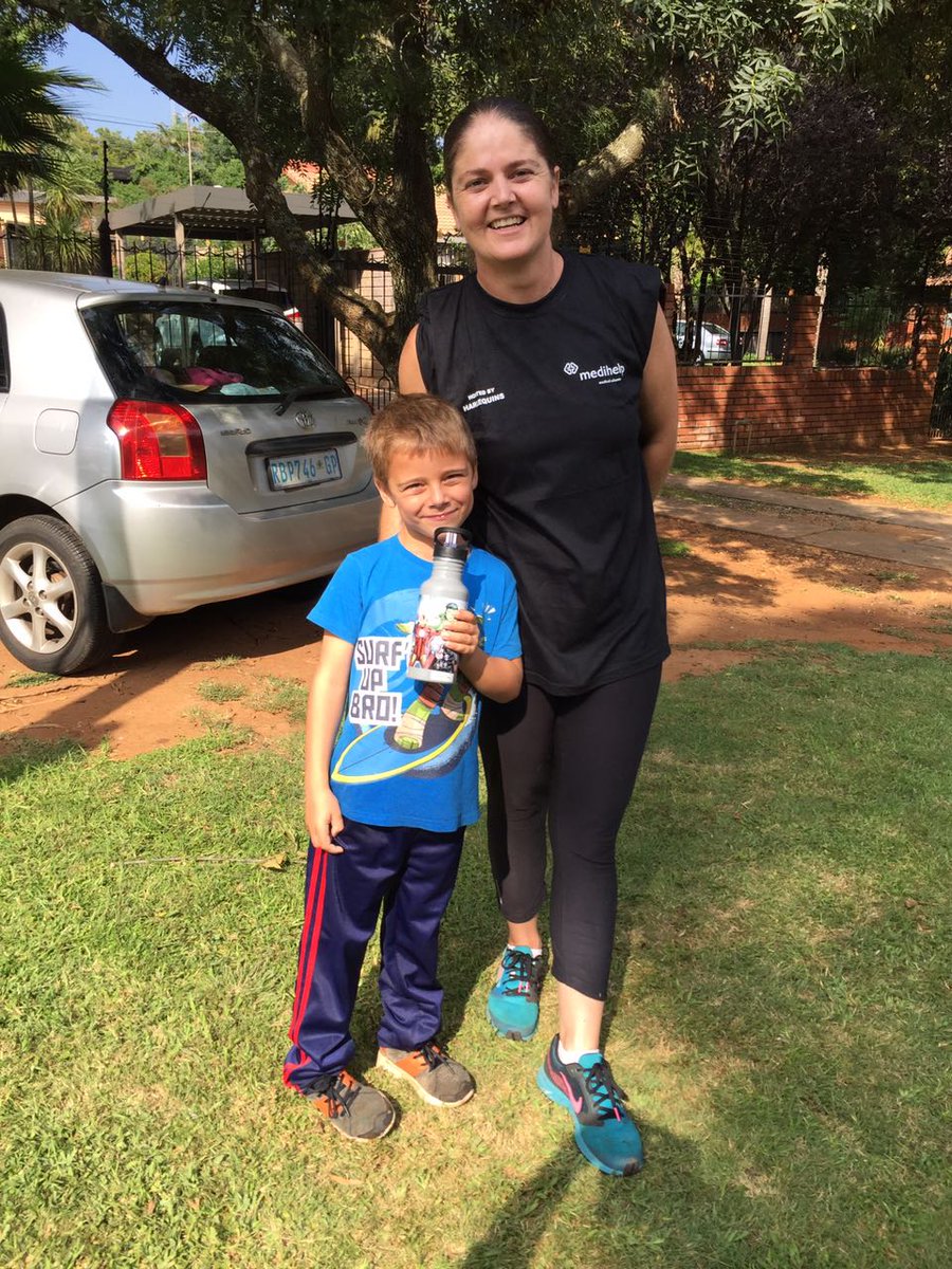 NRooyen's tweet image. Waterpoint fun @medihelpsa #sunrisemonster #medihelp #marathon