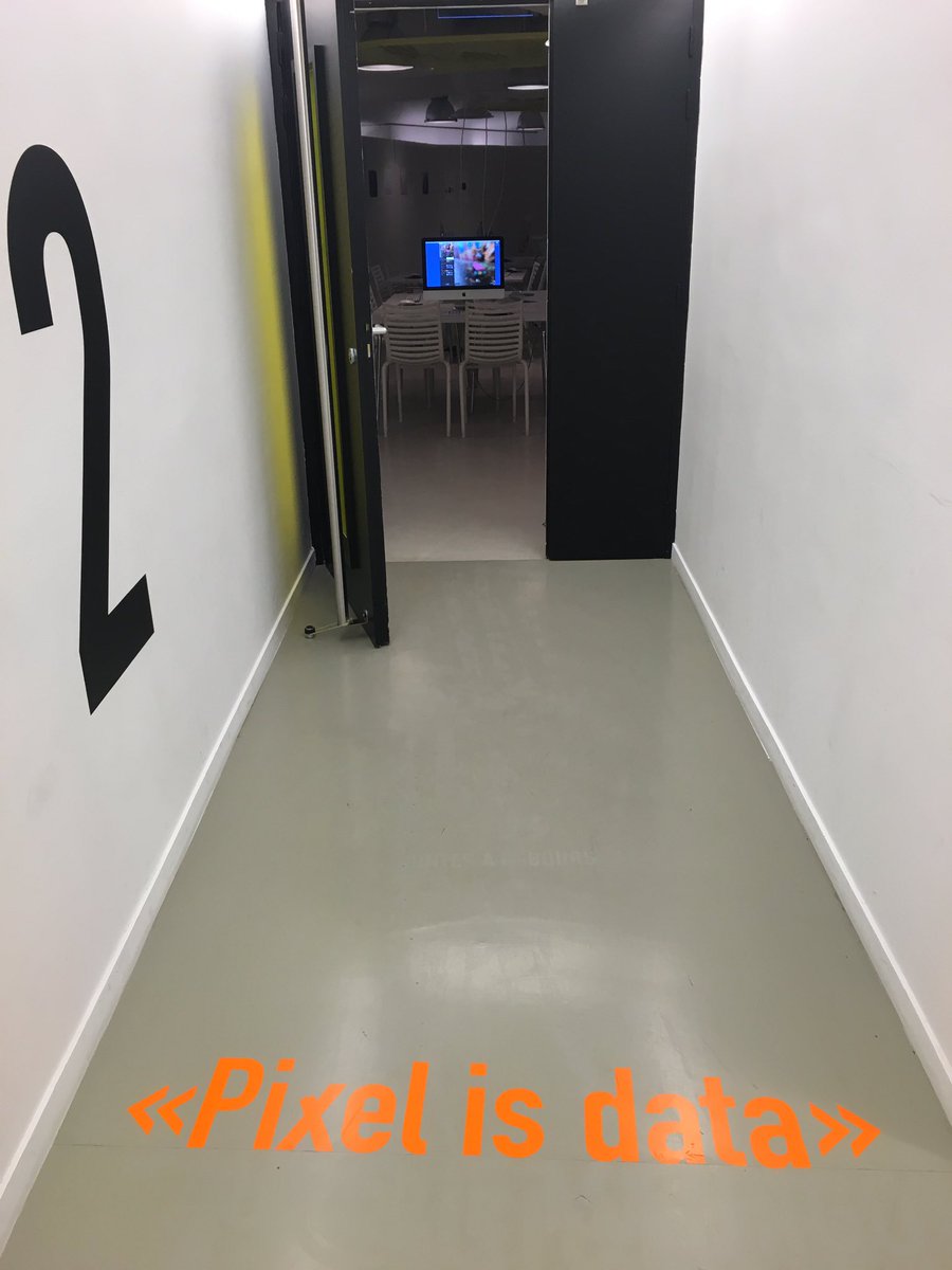 User Studio tweet media