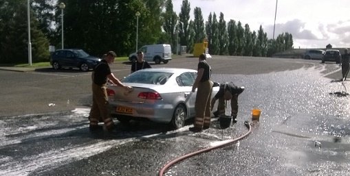 FFC_ScotsandNE's tweet photo. Going along to Perth Fire Station today to get my car washed!! 😀  Firefighters raising much needed funds for @firefighters999 https://t.co/DOxy4n9ZHW