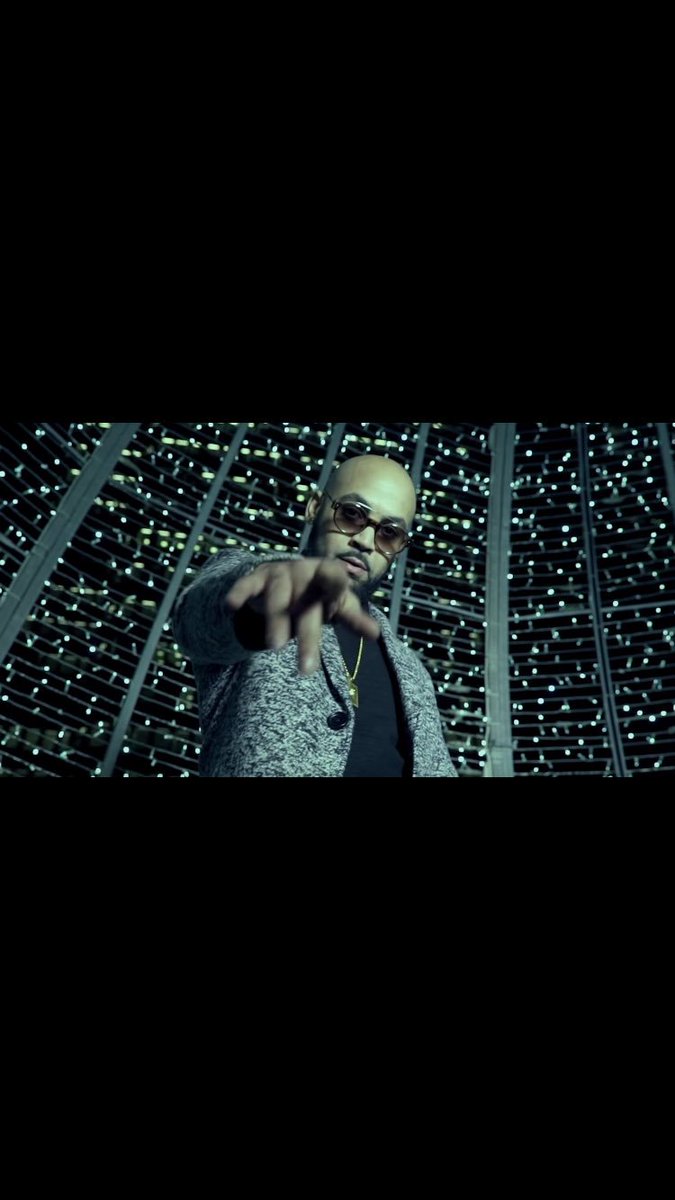 DJERISE's tweet photo. "Non nooon ! Je peux pas, je peux pas, je peux pas Non !" #JePeuxPas @DJERISE feat @Franglish 
clip DISPO ICI ; 
https://t.co/DBQnPiL7xY https://t.co/rdkf1rn1dV