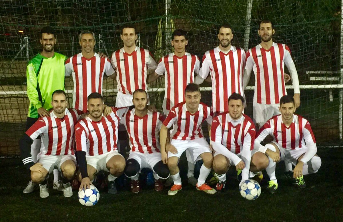 SportingDsarria's tweet photo. Llego el día!Hoy jugamos el partido+importante d la temporada!
A las 18:00 en tabarca
Sporting-@MoxanBoxan Solo ns vale ganar #PuxaSporting https://t.co/jPKimG1kLU