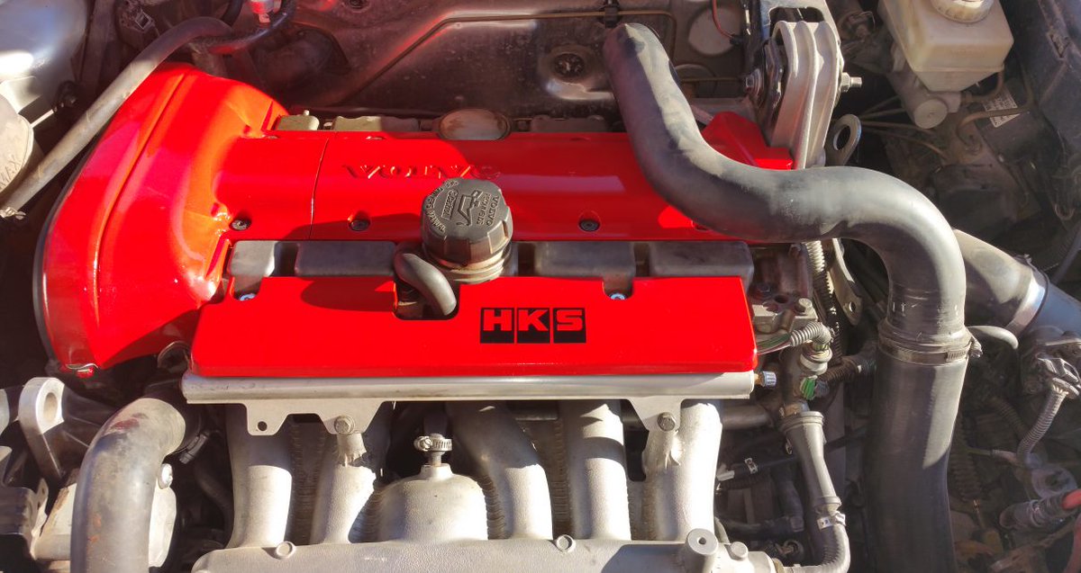 Javsauto's tweet photo. Checkout the engine covers on the #volvo #projectc70 and read about it here https://t.co/hadea3MUXn https://t.co/pYnV2RVfvE