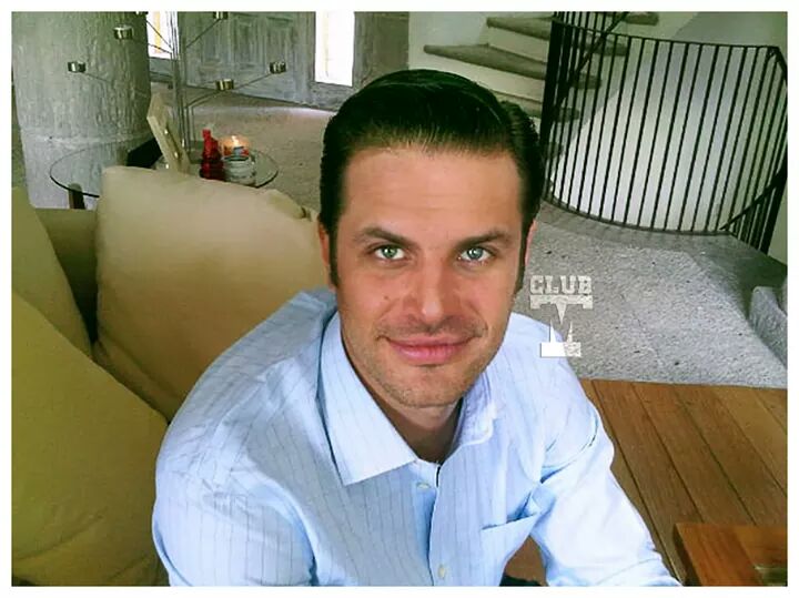 TeamMTacher's tweet photo. Saludos gente linda de la manada y querido @MarkTacher ¡Feliz sábado!

"Si en tu vida no encuentras algo que te ... 
https://t.co/9dSGIwUhGJ https://t.co/A8J7W3K5qb