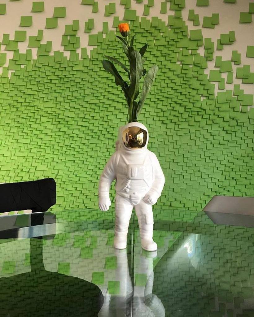"That's one small step for man, one giant leap for mankind."🚀⭐️🌕 #dieselliving With #Selet… ift.tt/2moXkPH