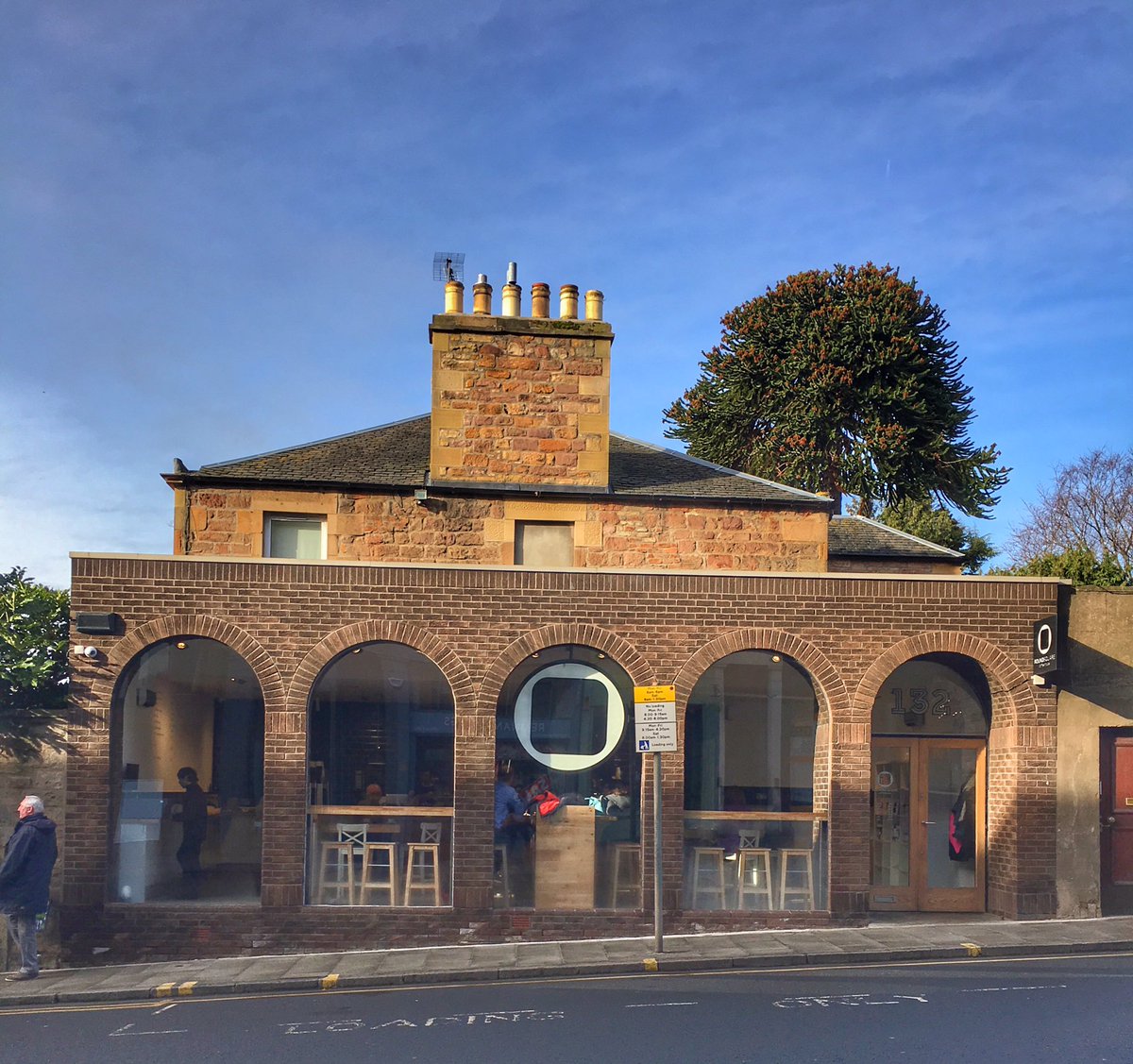 rachel__brock's tweet photo. So cool to find @RoundsquareR #coffeehouse in Morningside yesterday. Looks like this building was made for coffee drinking ☕️ #edinburgh https://t.co/YUcDrIaGBm