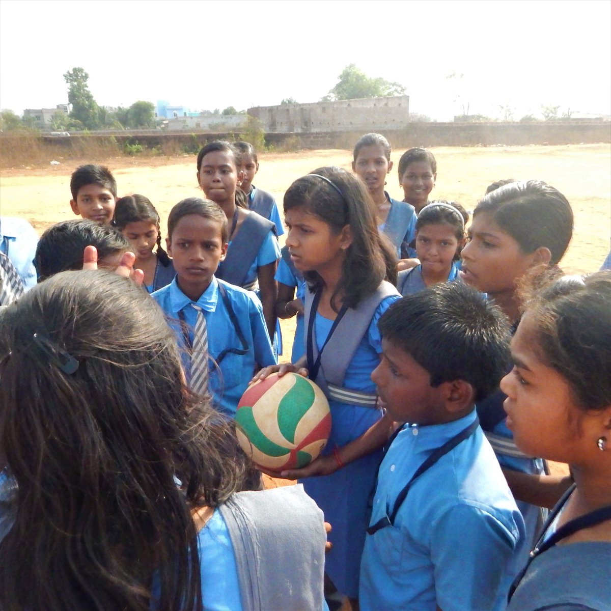 ProSportDev's tweet photo. 13 yr old #Atisha: My mum inspires me cause she never takes rest in life and she takes care of whole family #womensday2017 #psdworkshop https://t.co/1HmANsilgg