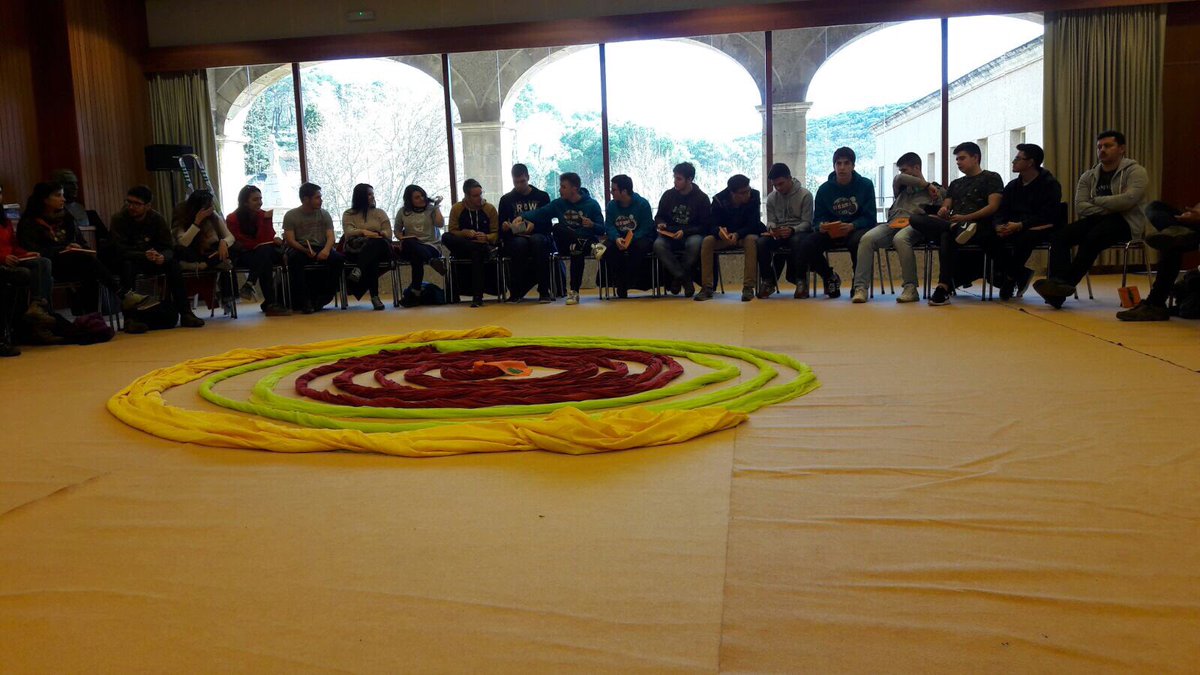 Reunits a <a href="/mavellanes/">Monestir de les Avellanes</a> pel cap de setmana #interioritat i #pregària. Gaudint de l'experiència compartida! #maristes