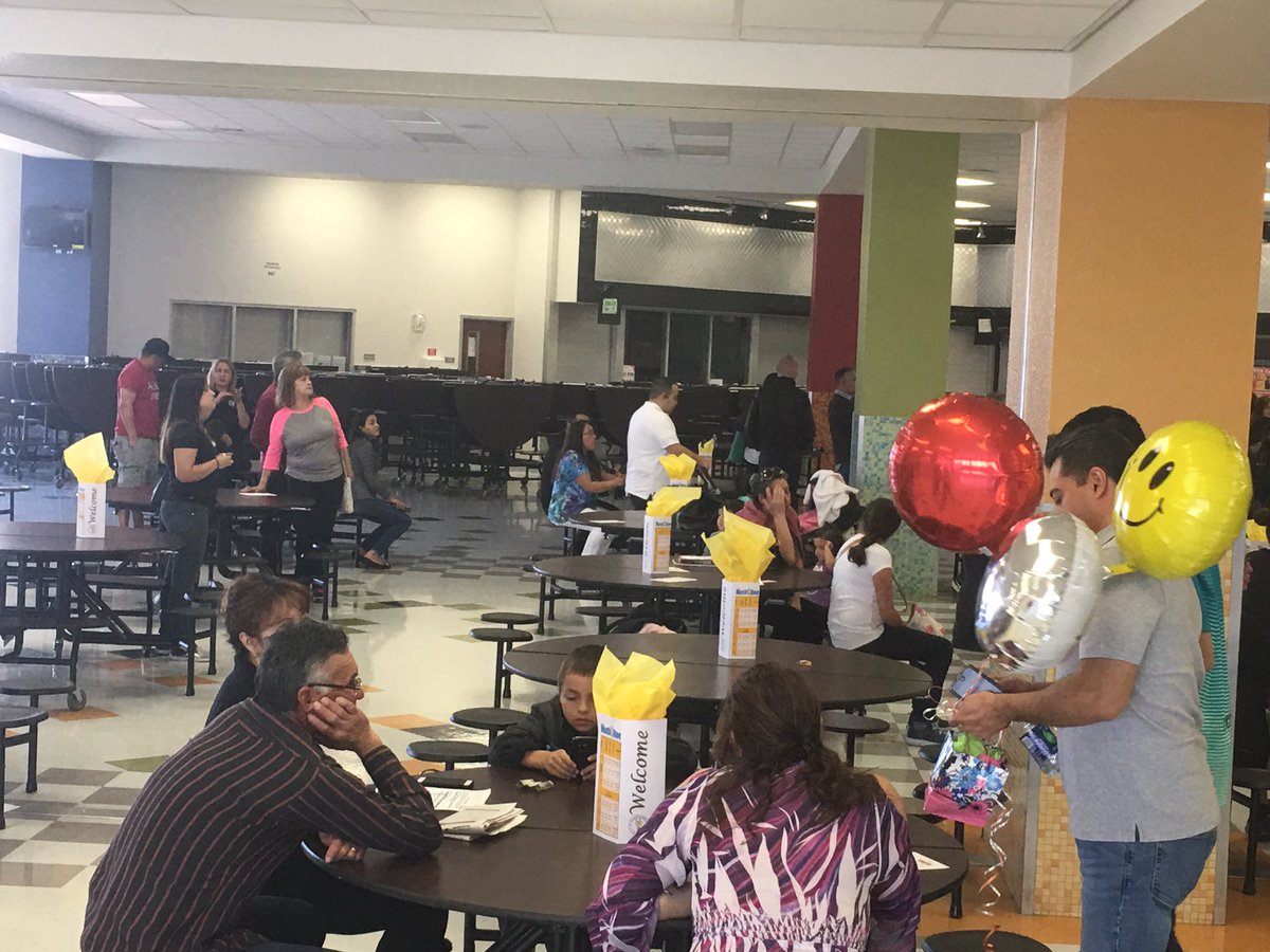 RudyHR_Services's tweet image. Lots of excited parents at the #TeamSISD Kindergarten Math Bee competition at Eastlake High School. #mathbee