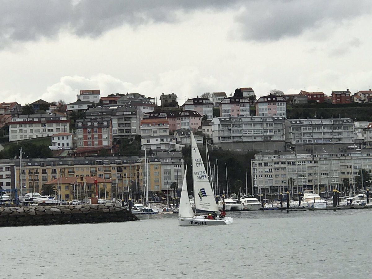 altavela's tweet photo. Entrada en Puerto tras la regata #sailing #platuteam #mardesada #atodavela https://t.co/mt15xFARhO
