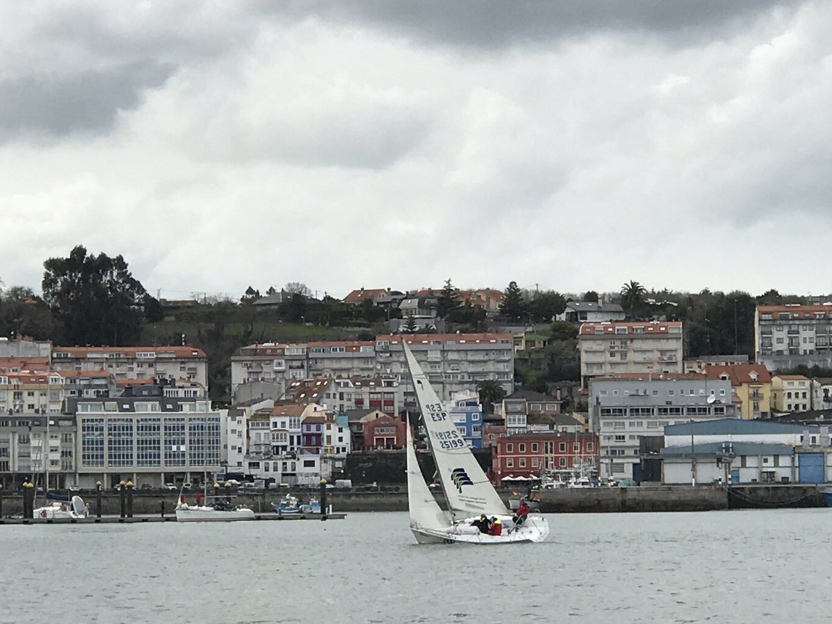 altavela's tweet photo. Entrada en Puerto tras la regata #sailing #platuteam #mardesada #atodavela https://t.co/mt15xFARhO