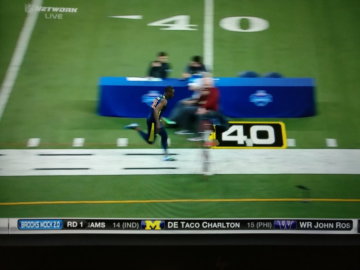 SamMonsonNFL's tweet photo. That's where Ross was when Chris Johnson crossed the line. Blazing, but it's not gonna top CJ2K. https://t.co/h7eOtlSuqr