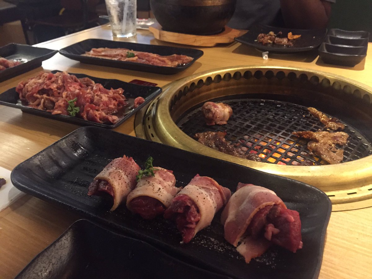 Avizial's tweet photo. A great Japanese game review calls for a great Japanese feast! #developer gotta eat too! @GKpinecrest 

#indiedev #gamers #indiegame #Food https://t.co/Tv2P8fNHaZ