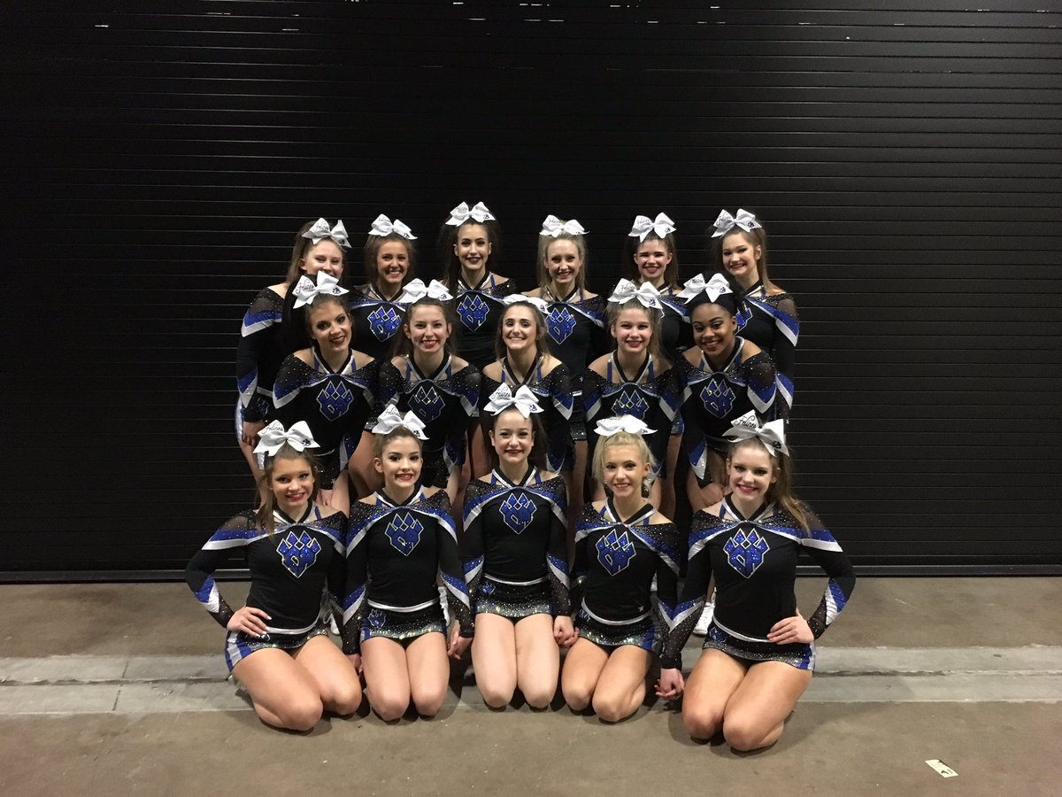 FELINES HIT 0 TODAY IN FORT WORTH!! Day 2 tomorrow😼💙