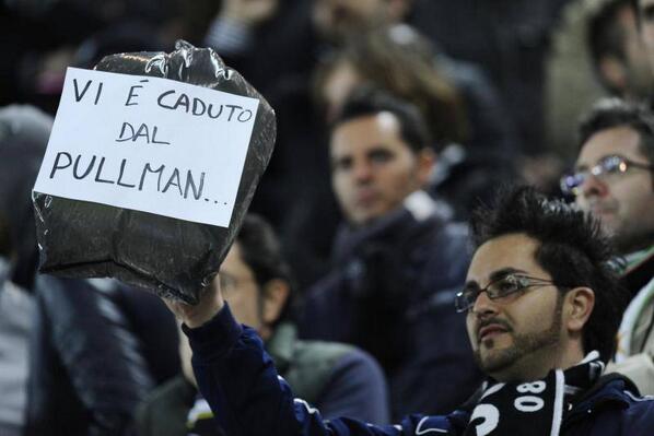 SCarozzi93's tweet photo. a me gli sfottò goliardici delle curve fanno ridere tantissimo. a voi no? https://t.co/tBkVWoWCOr