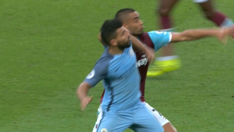 GJ33Citeh's tweet photo. The picture on the left = 3 game ban 
The picture on the right will = no punishment https://t.co/iWYlrP1Ith