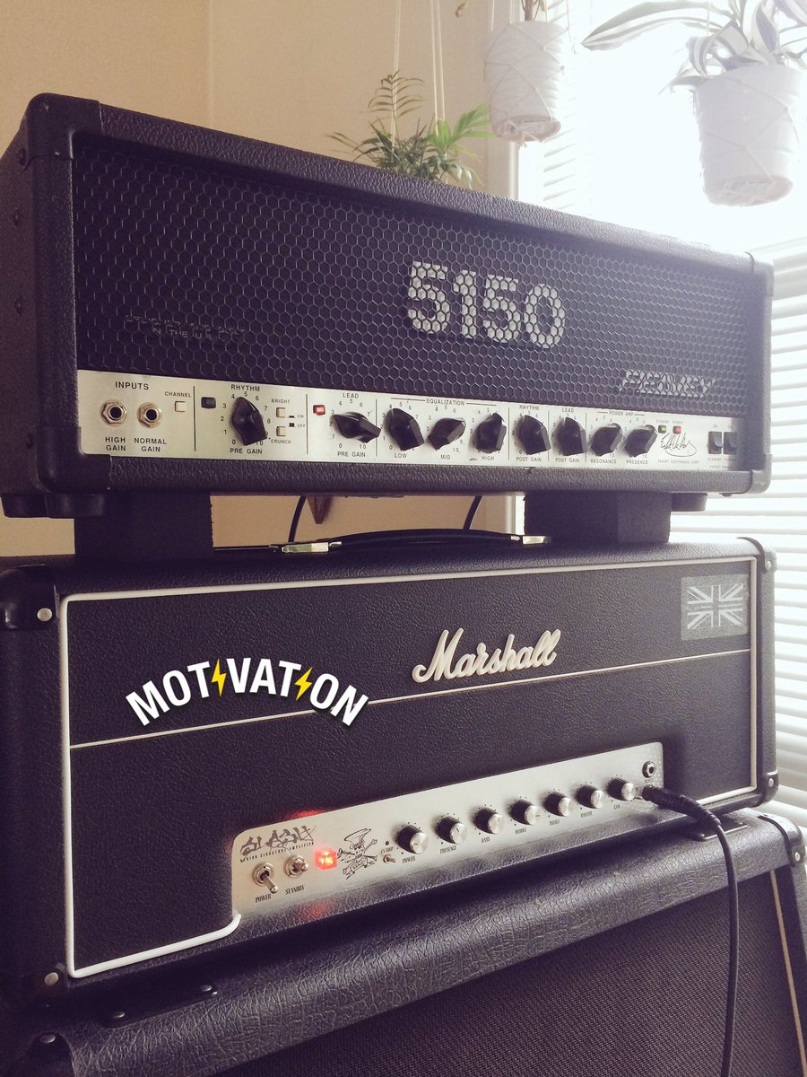 Pedexman's tweet photo. Heavy weight tone champions off the world battle it out today #gearporn #tonechasing #mightgetloud https://t.co/JeK8LbFcJN
