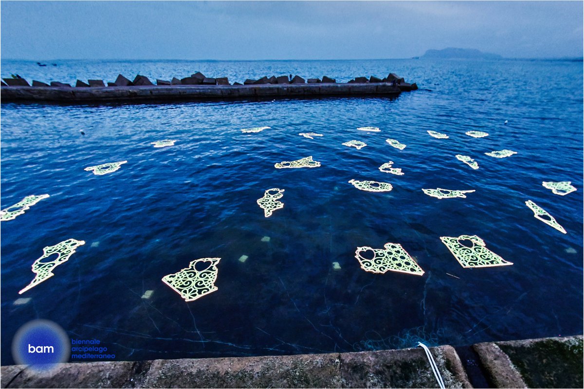 Biennalebam's tweet photo. Cosmogonia Mediterranea, installazioni di Domenico Pellegrino per BAM, vi aspetta al Porticciolo di S.Erasmo | Illuminazione dalle 18.30 | https://t.co/BkNkNkqM50