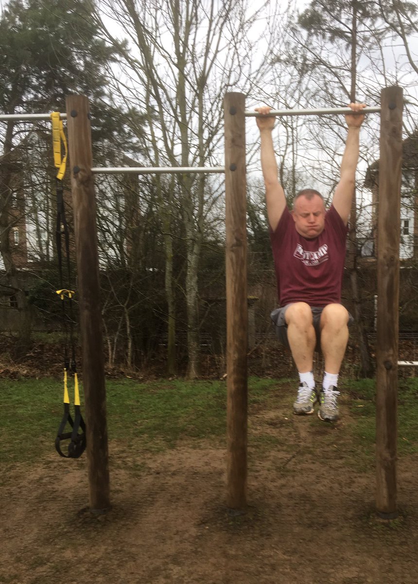 UkBootcamp's tweet image. Good effort today with the knee raises at Aylesford Bootcamp 

@kentvilla74 😉💪🏻🇬🇧

#bootcamp #kent #aylesford #exercise #fitfam #core