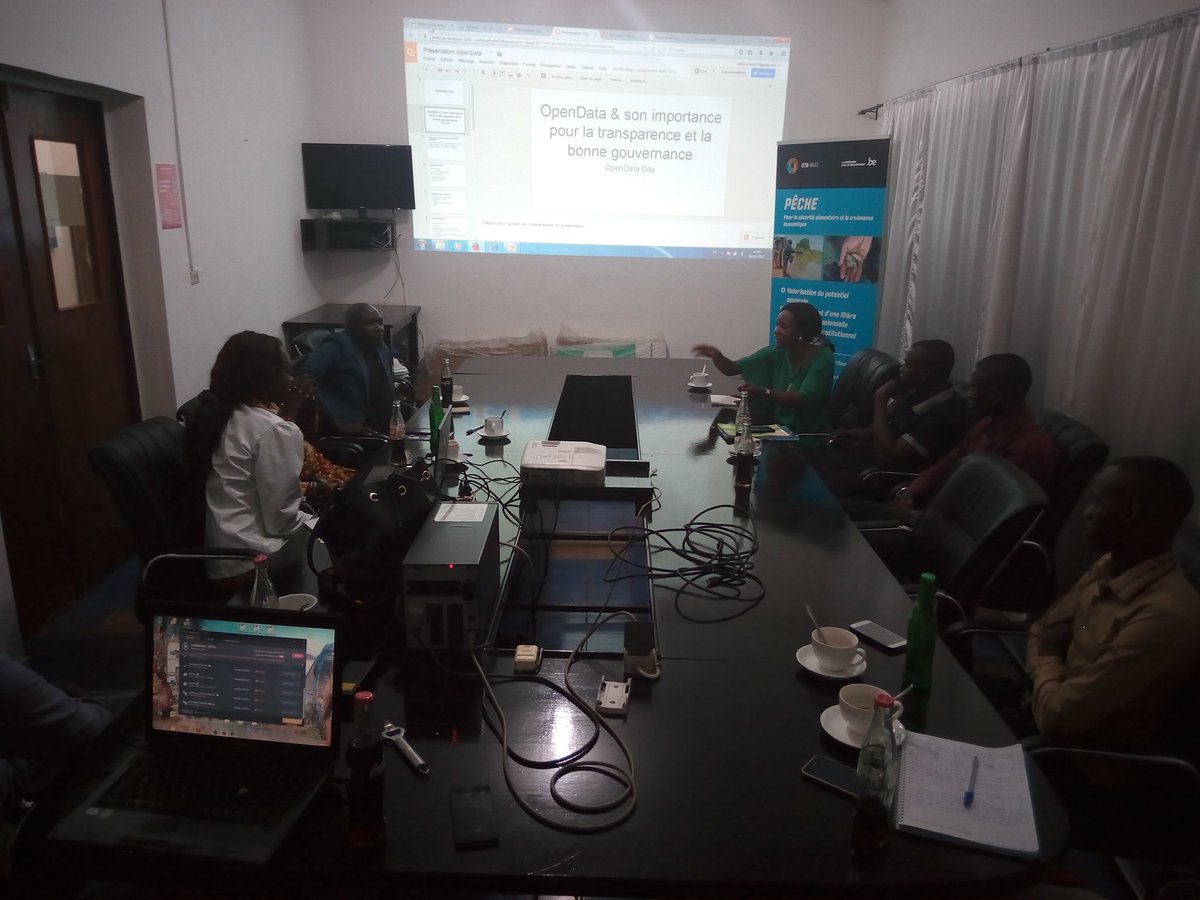 Honorable_Nath's tweet image. A l&apos;instar des autres pays,le #Mali🇲🇱 célèbre #OpenDataDay2017 avec Journalistes&amp;amp;activistes de la société civile à la @BTC_Belgium #Team223