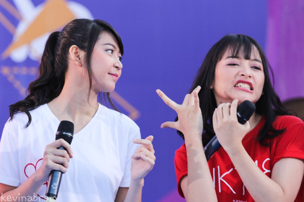 SupportVeKinal's tweet image. Try not to cry ? But i know its so hard for u. @kinalJKT48.
.
.thanks for badnight @veJKT48 :')