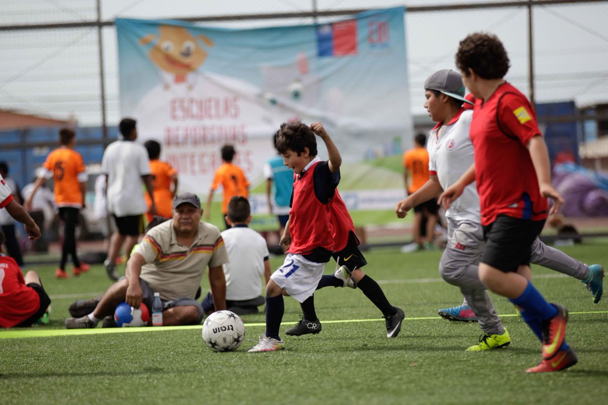 INDChileOficial's tweet photo. ¡Por fin es marzo!!! 😜 El #INDArica tiene 40 #EDI de iniciación 🤸🤼‍♀️🤾🤾‍♂️ para niñas y niños entre 7 y 12 años. Infórmate y #Activate https://t.co/LFeMEaOL8f