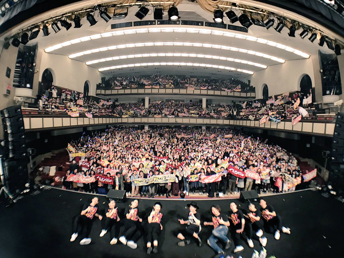 HAZZIE3's tweet photo. 9カ所目

は名古屋でした(^^)v

初心ちゅも
かなり多かったのに
みんな最初っから乗り方
めっちゃ上手だったね！♪

レッスンとか受けてたの？笑 

なんかみーんなの笑顔が
超キラキラしてて
幸せだったなぁ♡

同じ時を
過ごしてくれてありがとう♪

#超ハジバム3ツアー https://t.co/zF9MKBeVKj