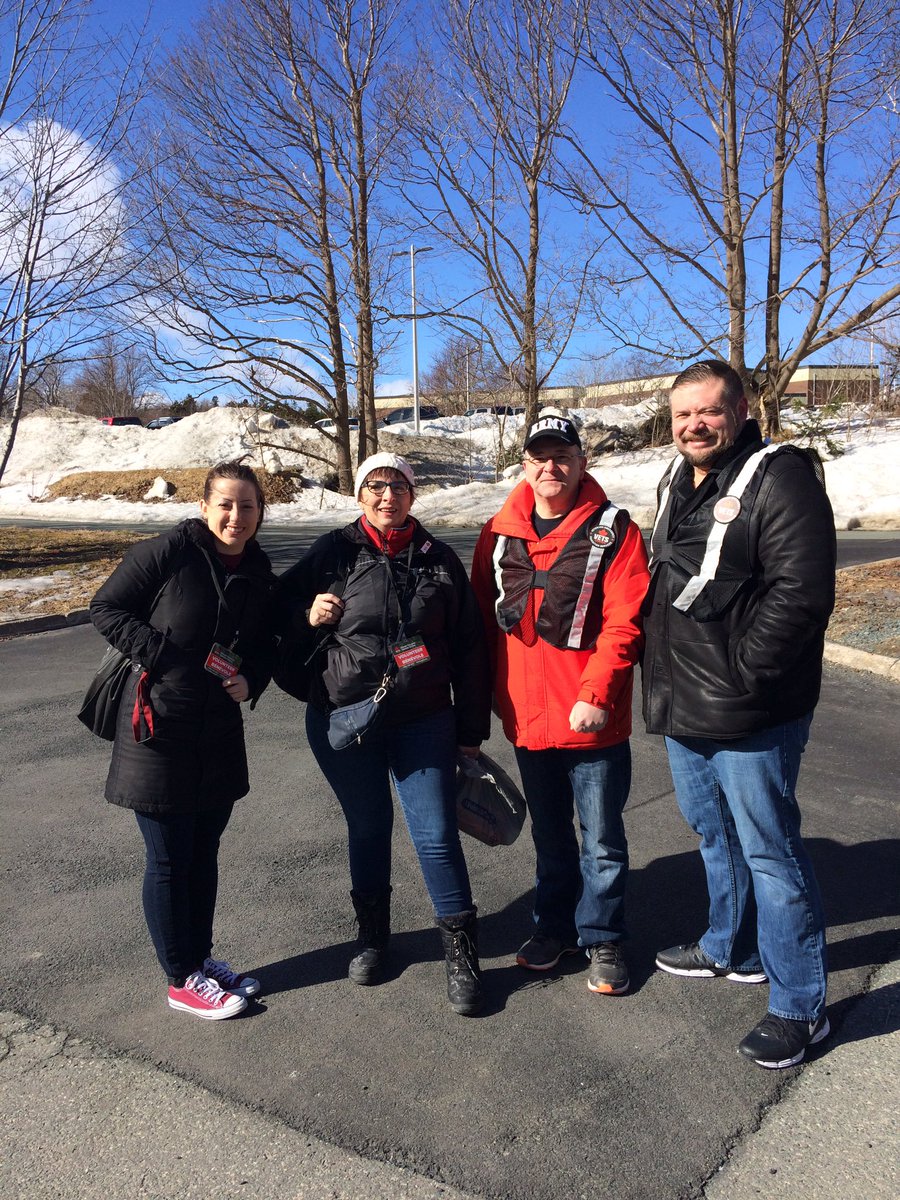 vetscanada's tweet photo. Our NL #volunteers are on their way to search for female #Veterans in crisis #InHerBoots https://t.co/cPLC1WY6mK