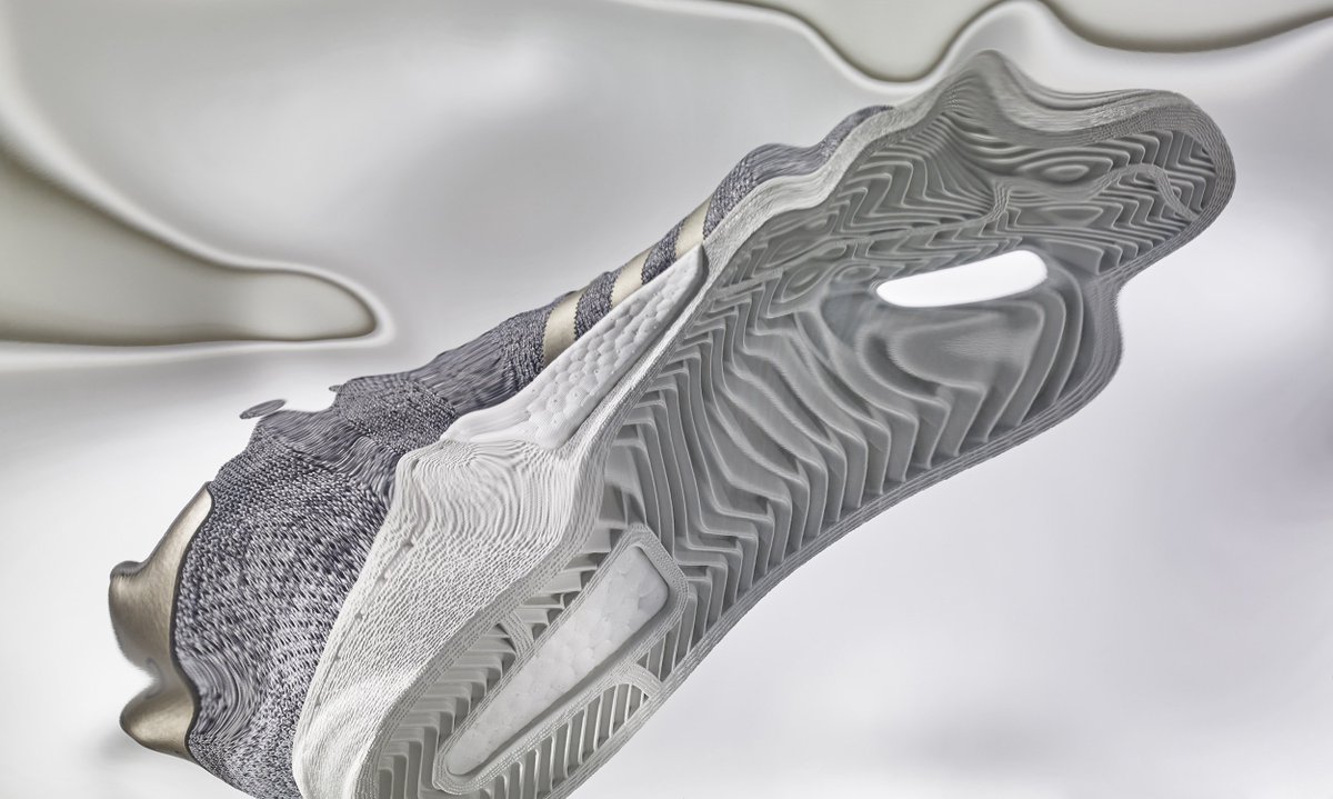 adidasoriginals's tweet photo. Primeknit, #BOOST and noble metals meet the shell-toe sneaker to form the #SUPERSTAR BOOST Noble Metal. Available March 10th. https://t.co/WCSQxb2hmO