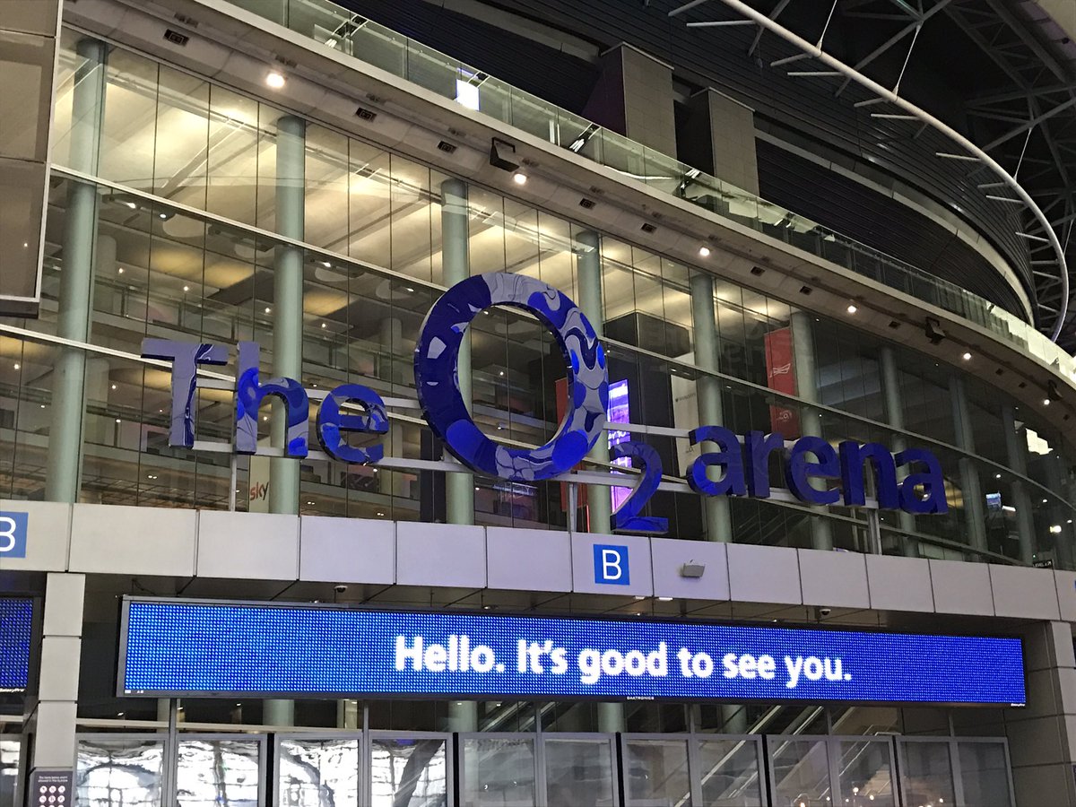 MatchroomBoxing's tweet photo. Welcome to @TheO2 for tonight's show! #HayeBellew #DaviesMathews #EggingtonMalignaggi #SelbyGago #AllenHowe #TaylorGentili #CheesemanSellars https://t.co/lqvpVmBMyT