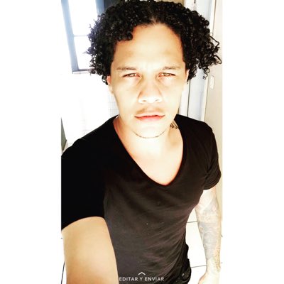 DJMASTER07's tweet photo. #NuevaFotoDePerfil https://t.co/r26cL48A3X