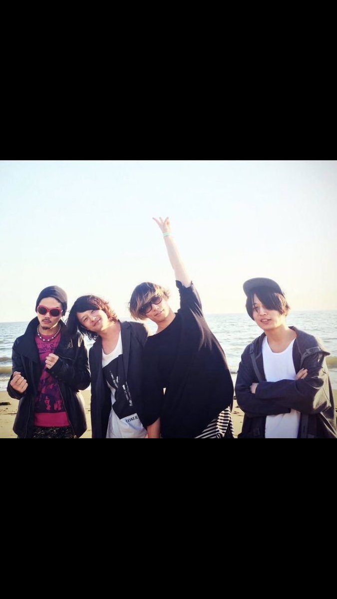 0704shimashima's tweet photo. 東京、春からJK🌸
ドロス、オーラルなどなど！

#日曜だし邦rock好きな人と繋がりたい
#日曜だし邦rock好きなフォロワーさんが増えることを願う
#ドロス勢と繋がりたい
#フォローしてくれる人RT
#RTくれたひと全員フォローする https://t.co/jCxL5YvOLr