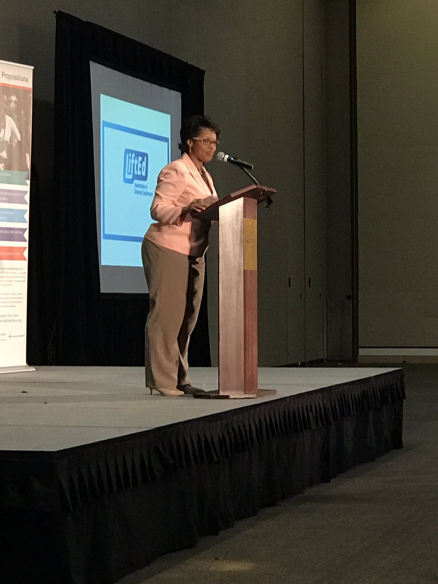 MSUWCTP's tweet photo. Excited for the start of #LiftEDCon! #NB2B #NBCT #HailState #WCTP https://t.co/VPTQVoAAsZ