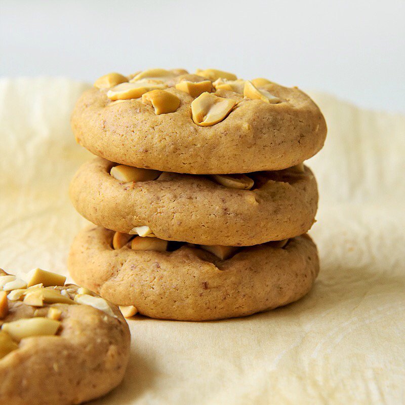 LittleSwissBake's tweet photo. #vegan #peanutbutter #cookies 
https://t.co/D6wbDMfaWp https://t.co/CFLcu5Vllu