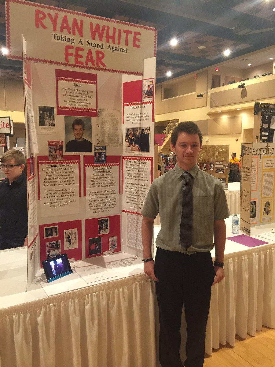 secondary612CI's tweet photo. WOW! Examine these Ss Exhibits! There is clear evidence of ELA Shifts 1 and 3. #LCHD2017 @NatalieHeitman @NationalHistory #LakeSocialStudies https://t.co/HSNV18Psuh