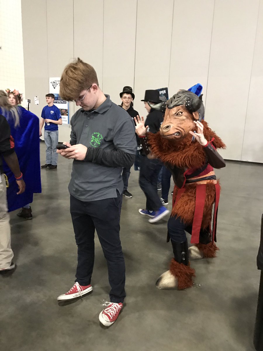 KCRoboticsTeam's tweet image. Unexpected danger alert!  Practice #firstinsafety &amp;amp; constant vigilance when texting &amp;amp; walking!#firstproblems #palmettoregional @firsttweets