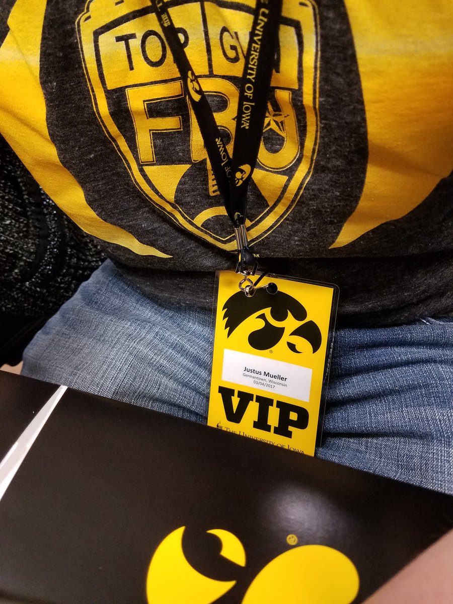 JustusFBall34's tweet photo. Finding out more. #uiowavisit https://t.co/XvIjcoZg38