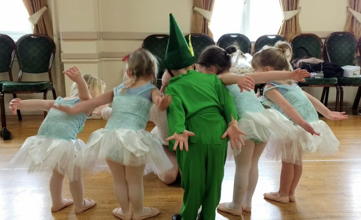 TentBallet's tweet photo. A few of our little ones practising "smelling flowers" as part of their fairy dance for our show in April 😀 #Tenterden https://t.co/cHglnY8wGC