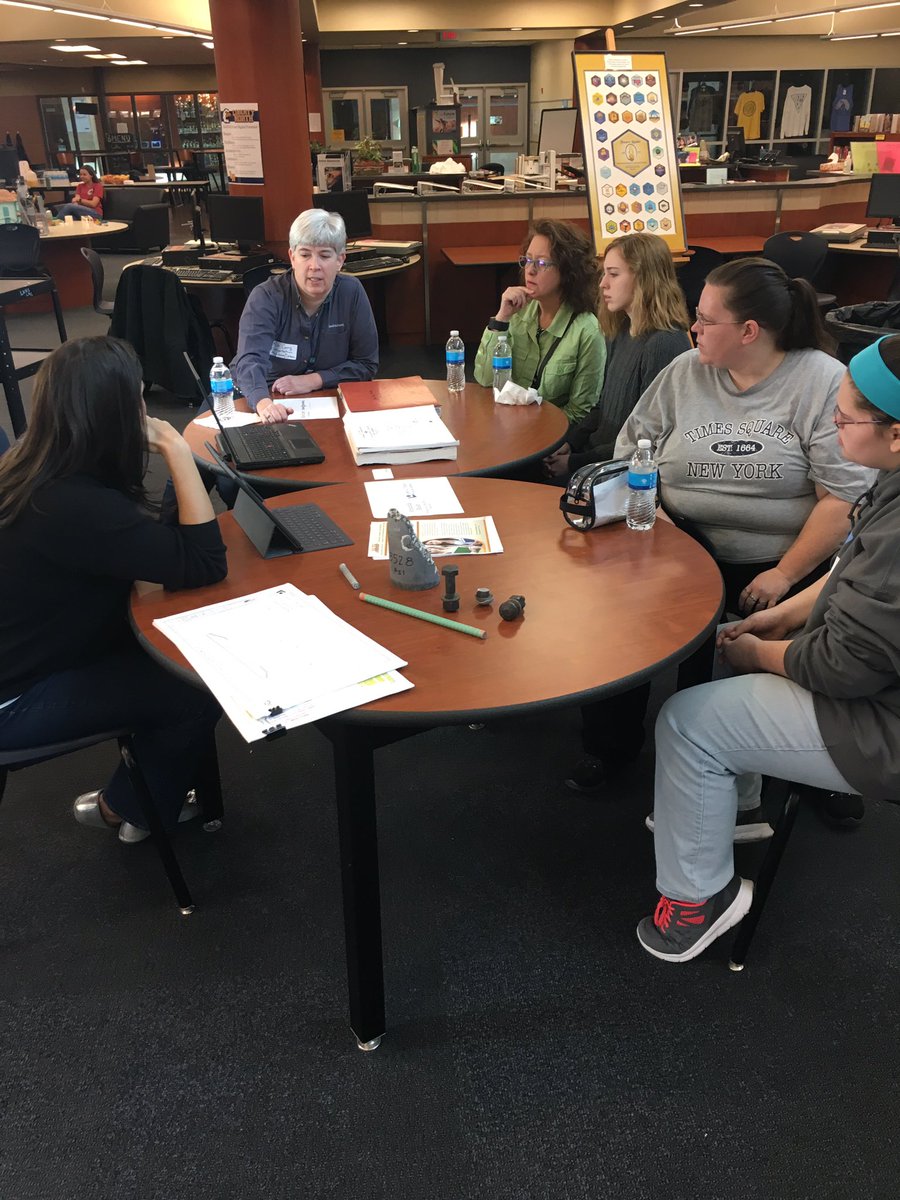 LN_SWEnext's tweet photo. .@LIBERTYSCHOOLS Women in STEM Mom/Daughter breakfast is this morning, hosted by us! 70 kids &amp; parents + 22 amazing mentors! https://t.co/jL5leHjCRb
