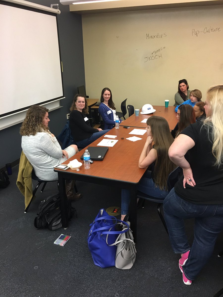 LN_SWEnext's tweet photo. .@LIBERTYSCHOOLS Women in STEM Mom/Daughter breakfast is this morning, hosted by us! 70 kids &amp; parents + 22 amazing mentors! https://t.co/jL5leHjCRb