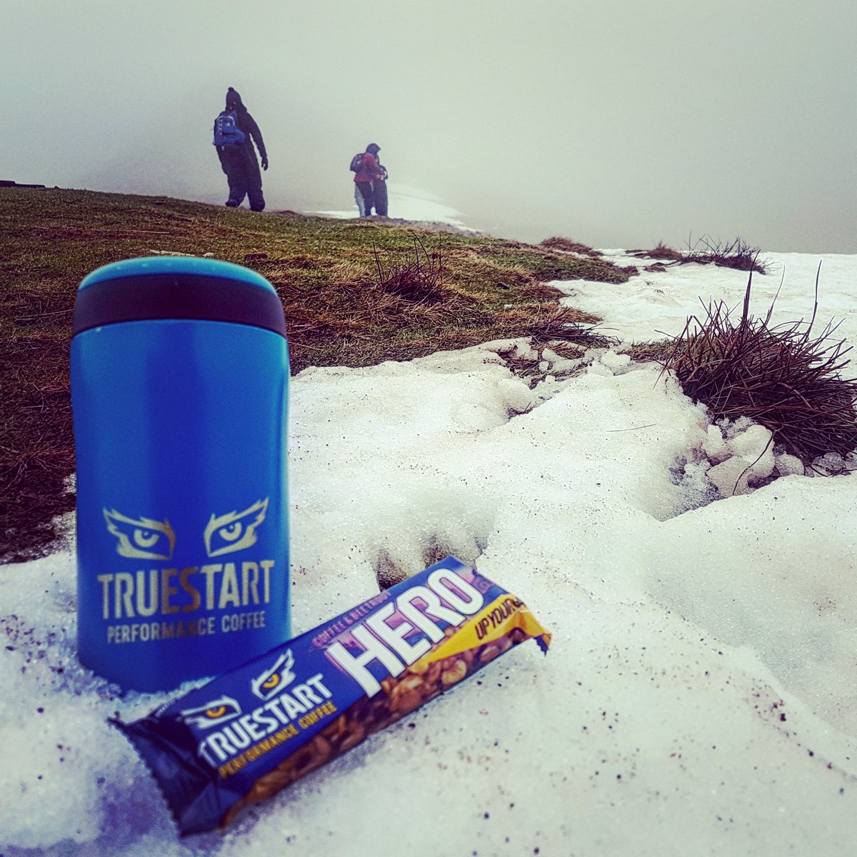 Keeping warm up in the #BreconBeacons today! #TEAMTRUESTART #UPYOURGAME #wymtm #penyfan https://t.co/0EiHfIiZsv