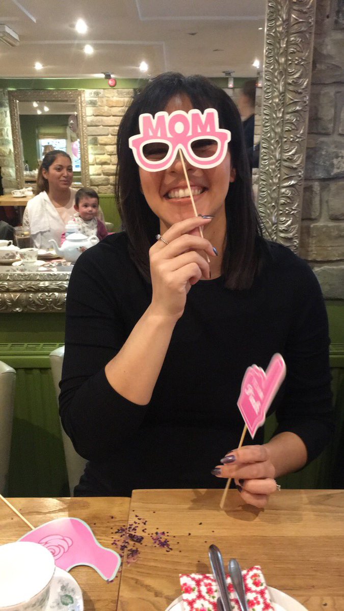 Jennywallwork's tweet photo. Lovely afternoon at Queen B's baby shower. 6 weeks to go!!! Eeeeeekk!! Far too excited. @SarahBok 💕💕💕 https://t.co/Oc61K2jgnl