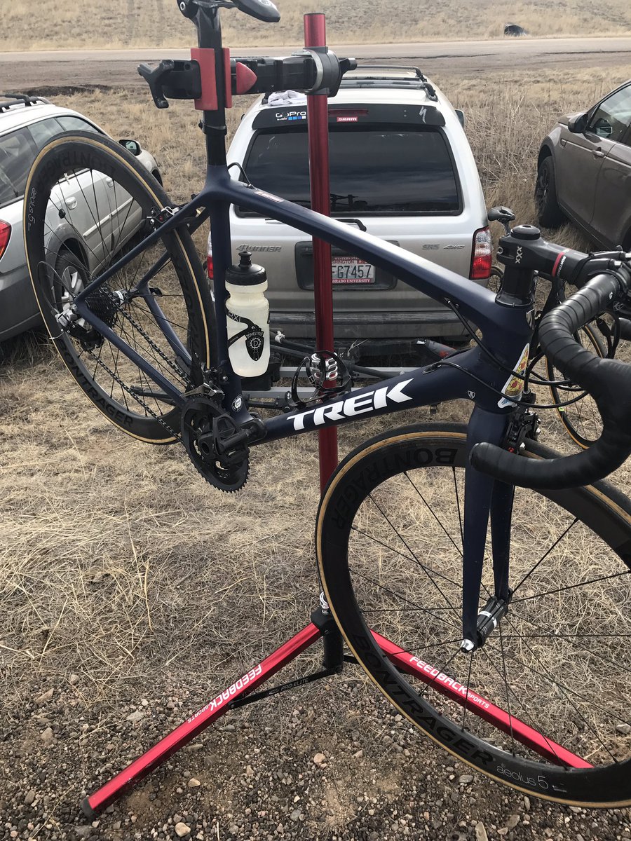 303Triathlon's tweet photo. Easy to identify the #smart #cyclists here at #frostbite2017 #timetrial @feedbacksports https://t.co/uqUIn1mFYU
